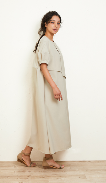 オアーノ2枚仕立てシャツワンピース・ベージュのご紹介です | owauno 